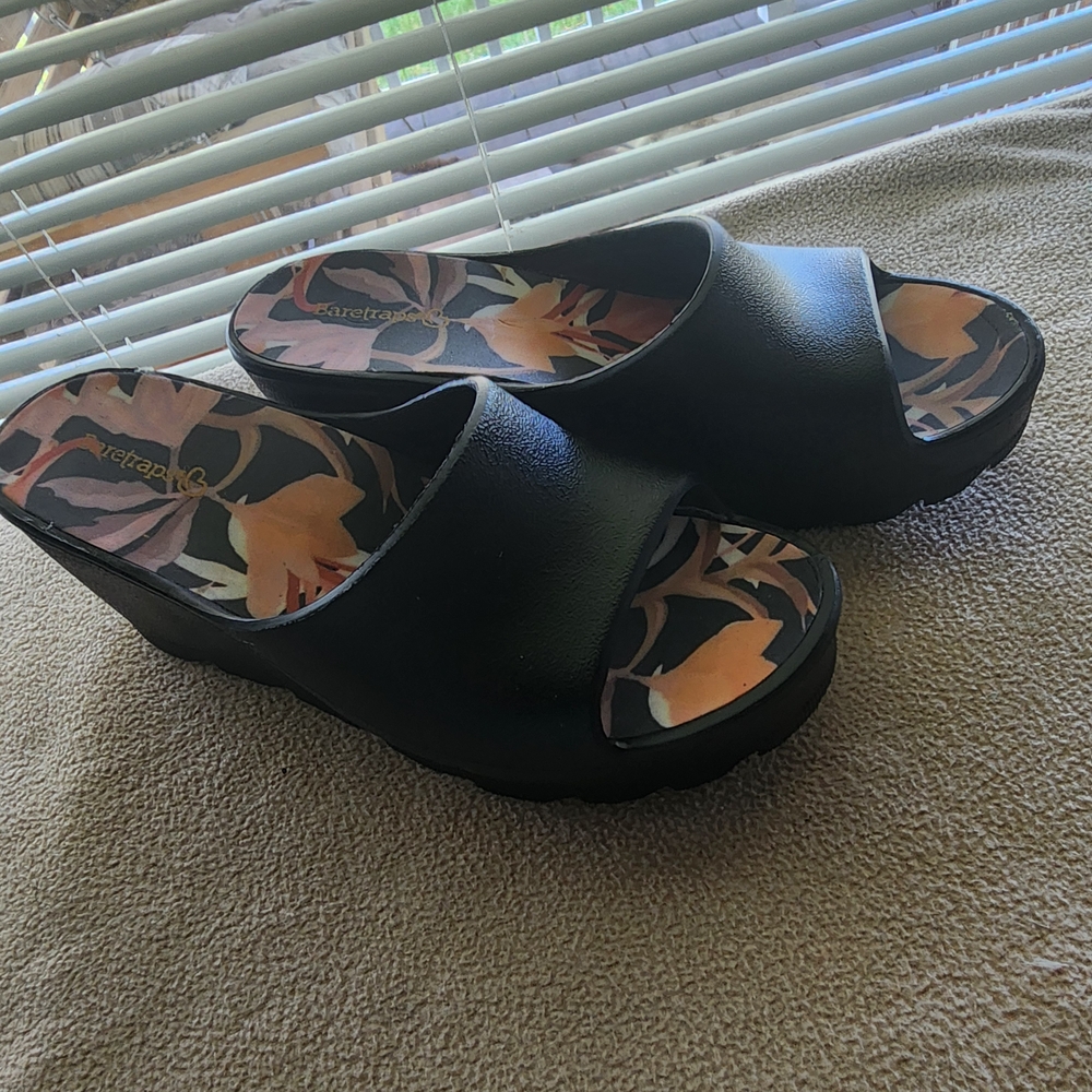 BareTraps Black Mules with Floral Insole - Picture 2 of 3